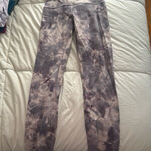 Purple tie dye leggings Lululemon size 0